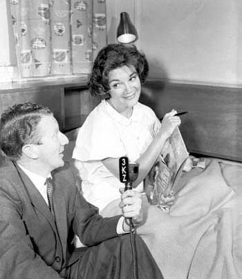 Connie interviewed by 3KZ