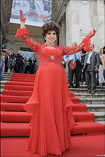 Gina at Rome exhibit