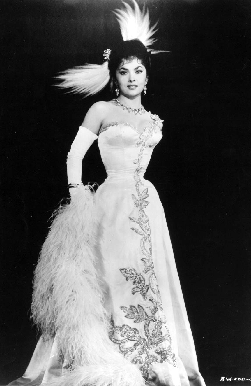 Gina in a pretty bouffant dress