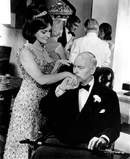 Gina in Woman of Straw